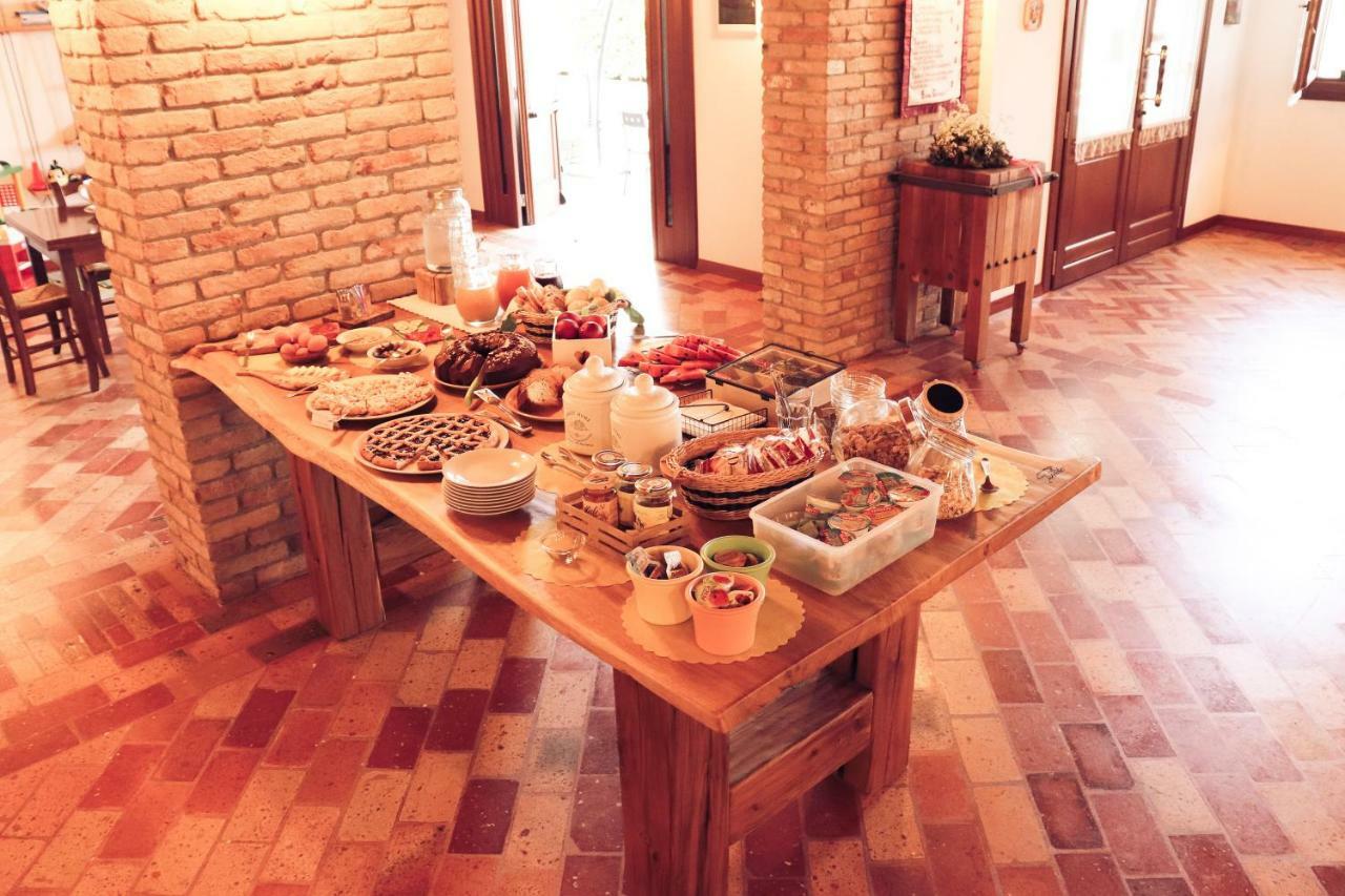 Agriturismo Le Cipressine 메올로 외부 사진